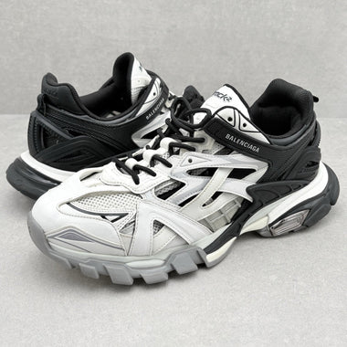 Track 2 Trainer White Black