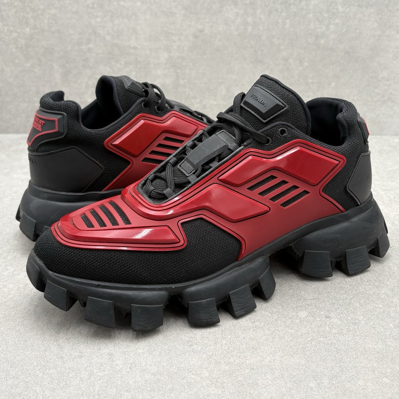 Cloudbust Thunder Red Black