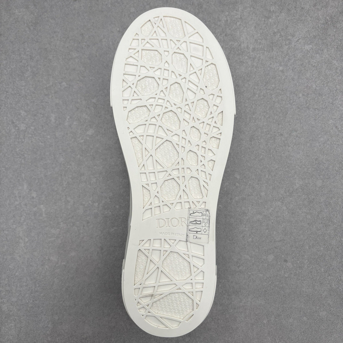 B33 Oblique Low Top White — photo 13