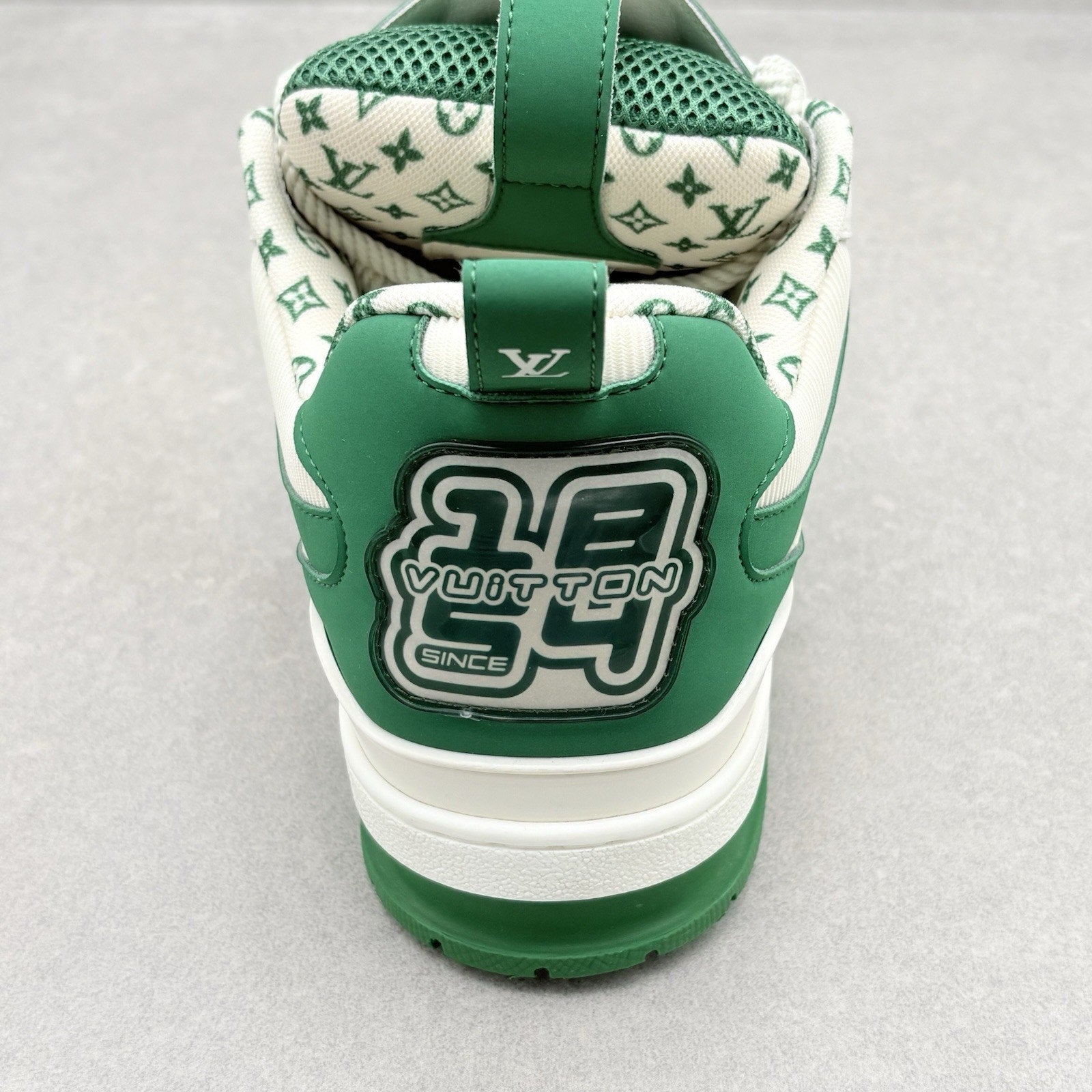 Louis Vuitton Skate ' Green White ' | Size 9 LV (10-10.5 US)