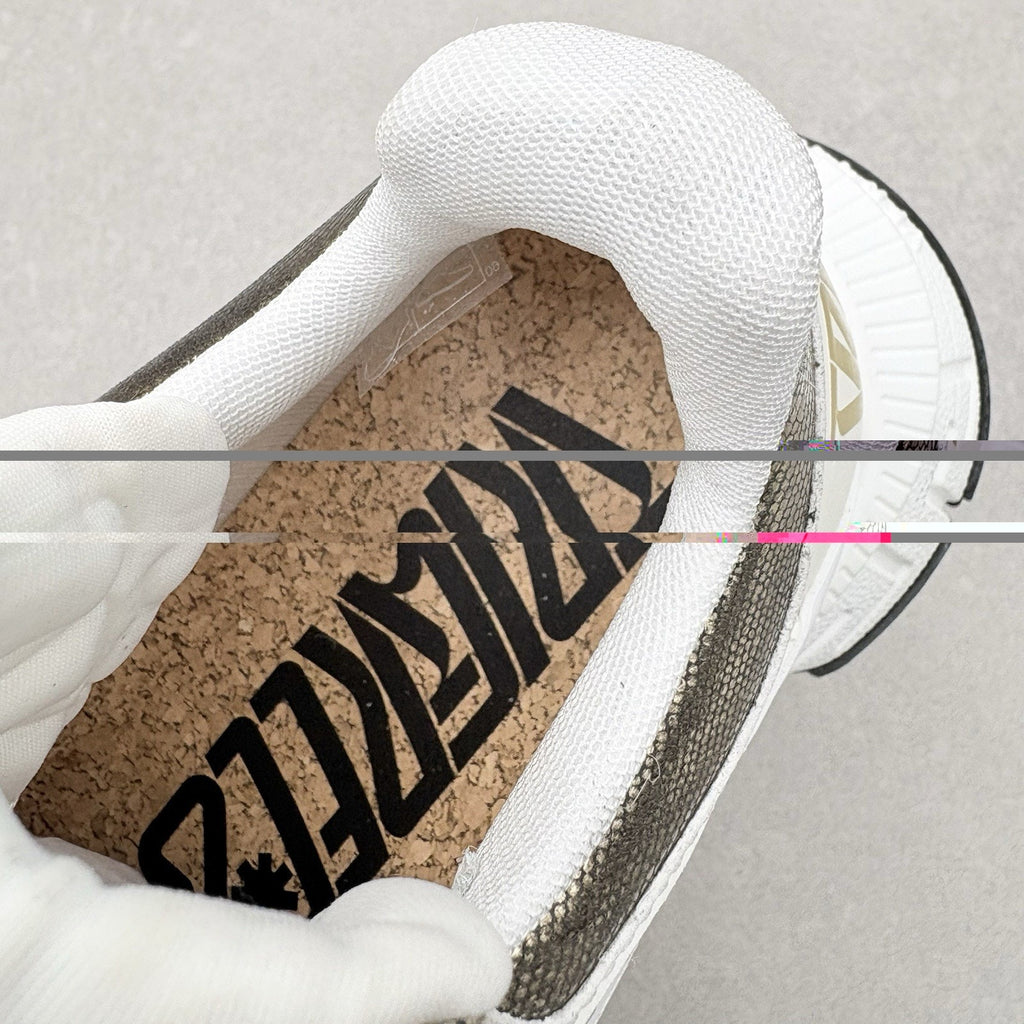 Versace Trigreca Sneakers ' White Gold ' | Size 41.5 (8.5 US)