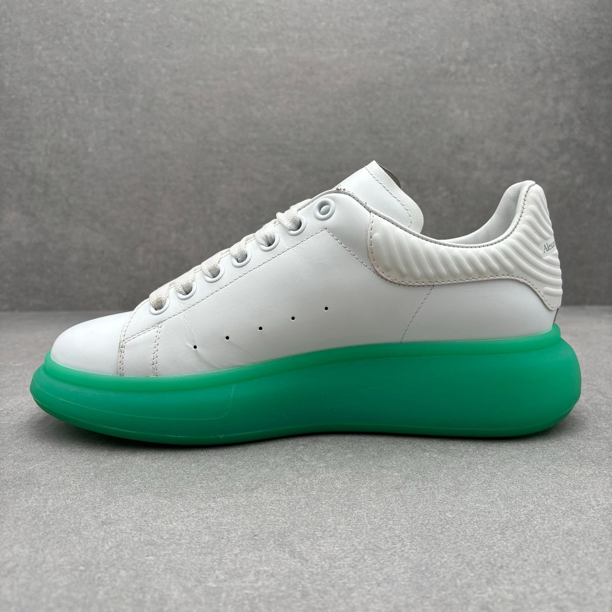 Alexander McQueen Oversized White Green — photo 4