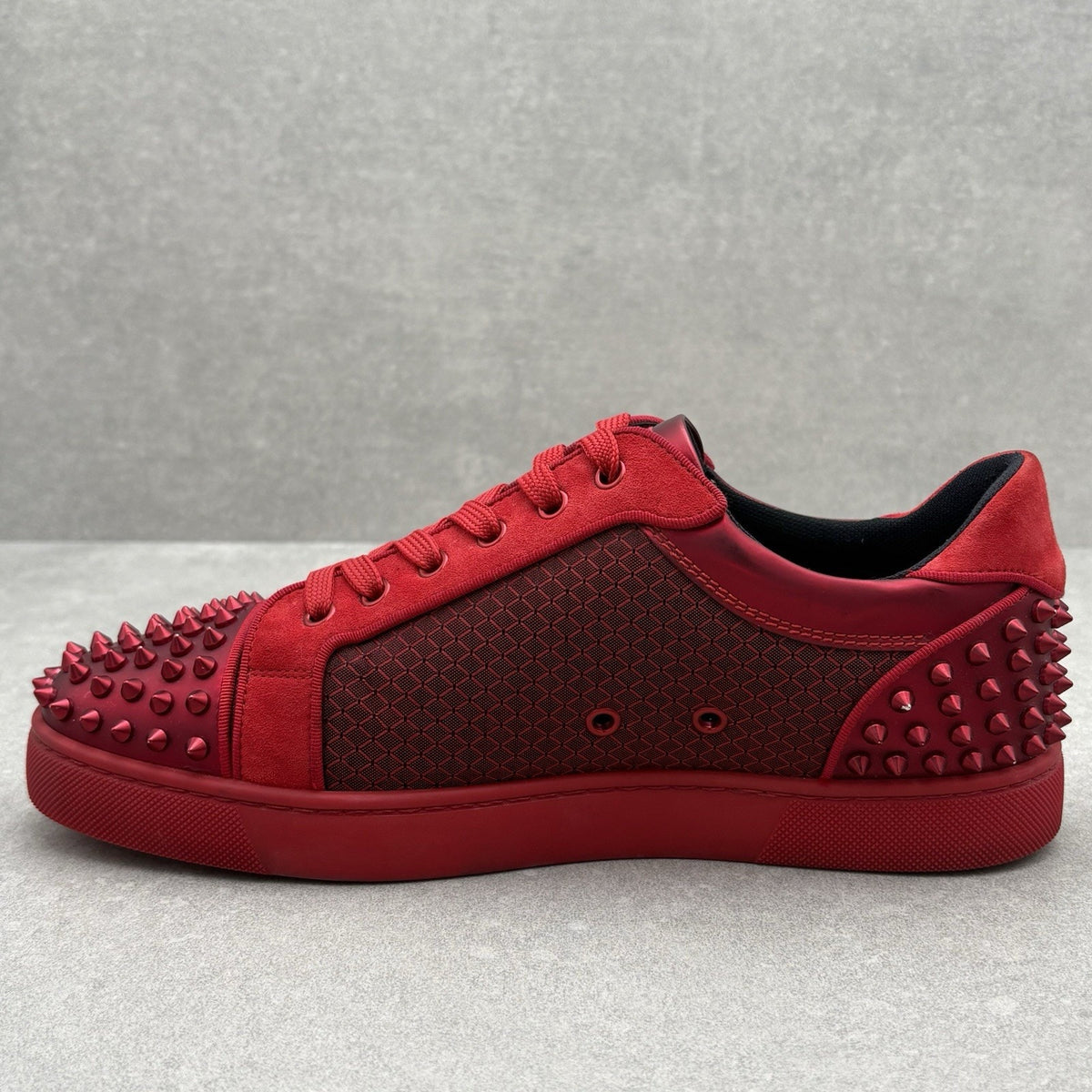 Low Spiked Black Red — photo 4