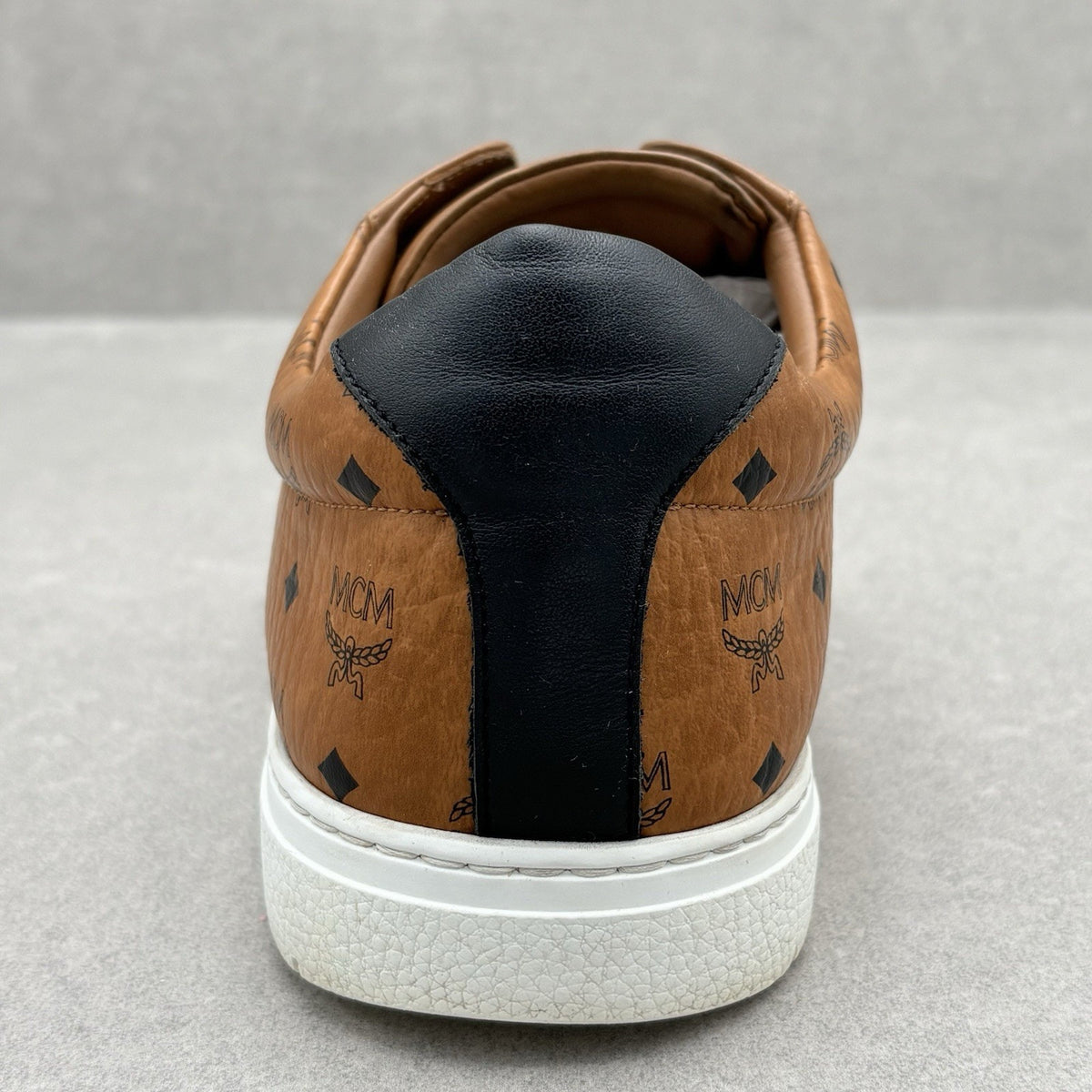 Terrain Monogram Low Top Sneaker — photo 8