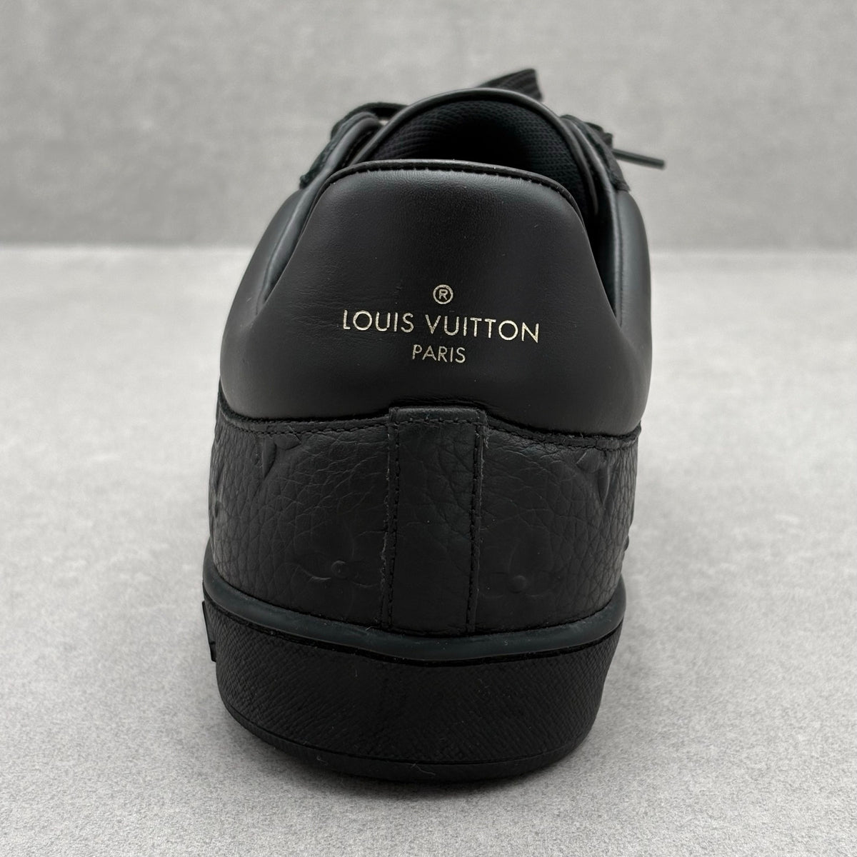 WORN ONCE! Louis Vuitton Luxembourg Monogram Sneaker Black — photo 9