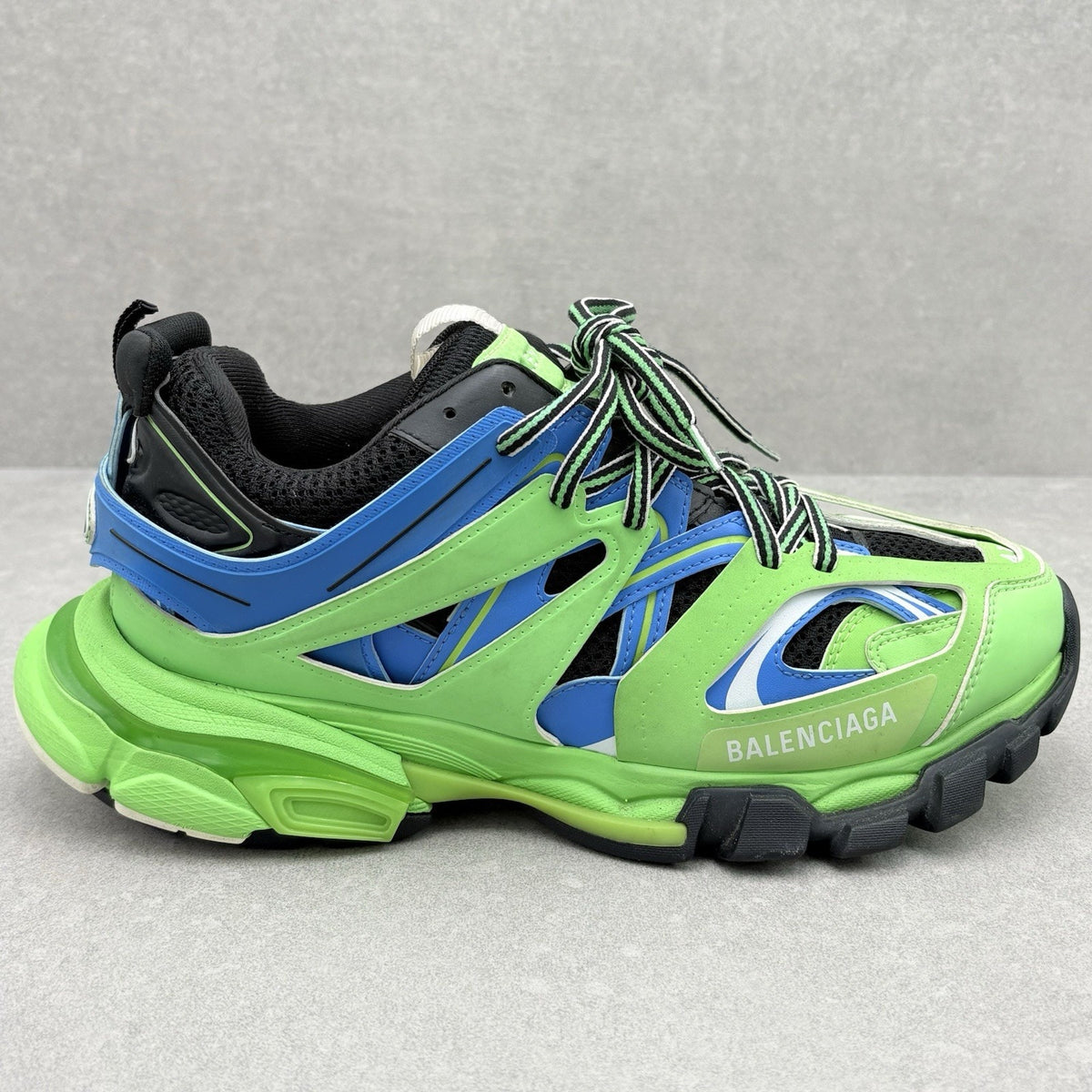 Track Blue Green — photo 2