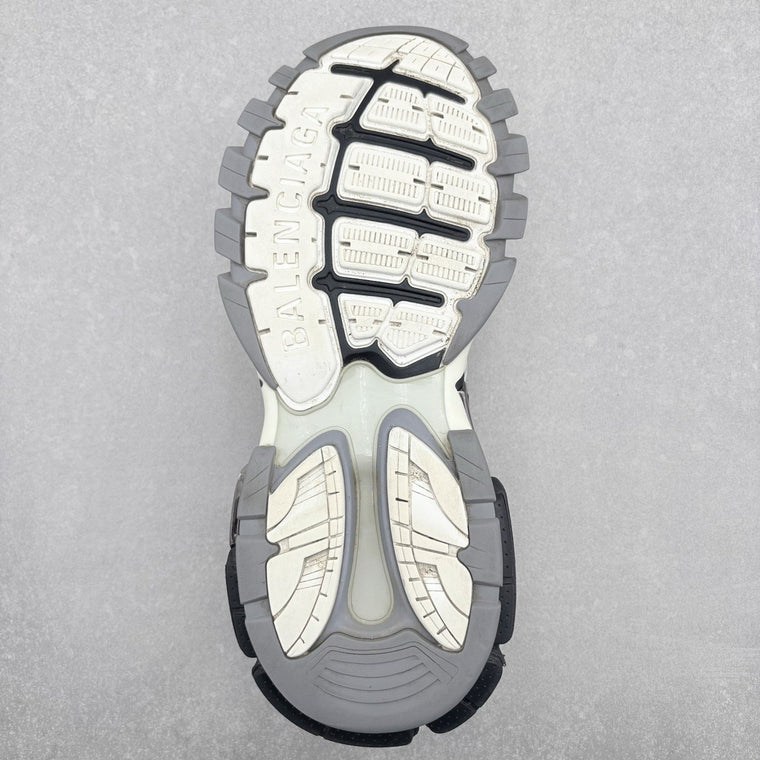 Track 2 Trainer White Black — photo 7