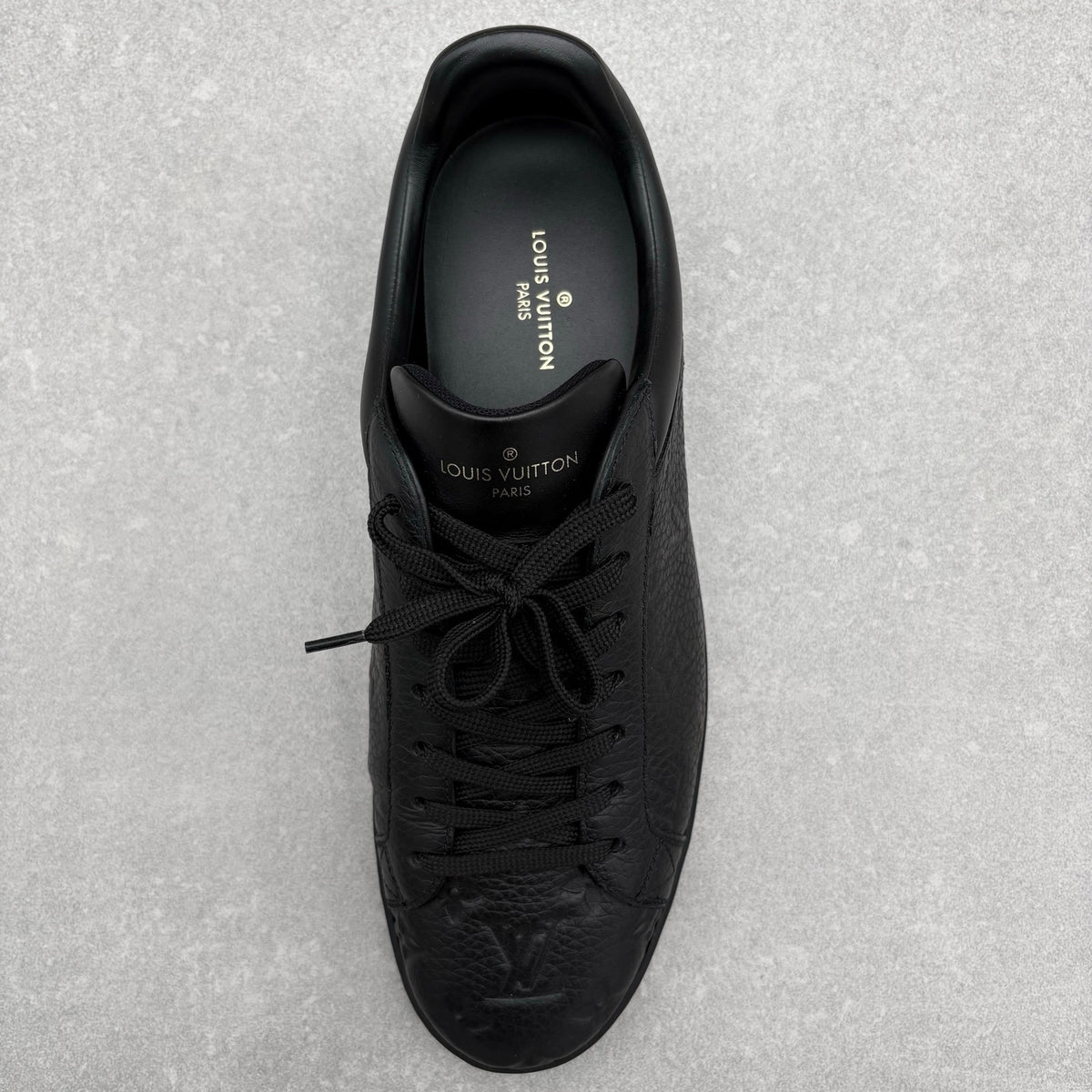 WORN ONCE! Louis Vuitton Luxembourg Monogram Sneaker Black — photo 11