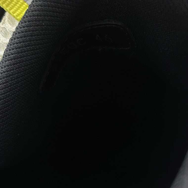 B22 White Yellow — photo 13