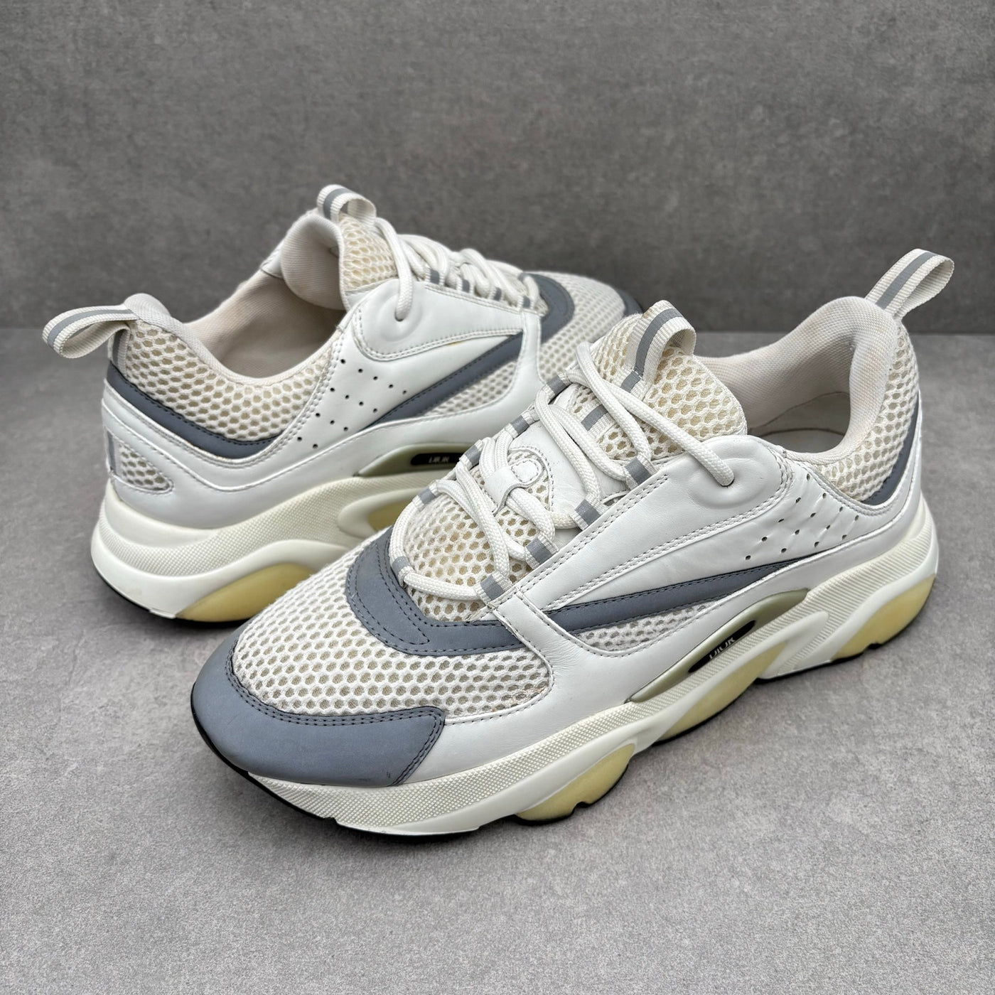 B22 Sneaker White Reflective