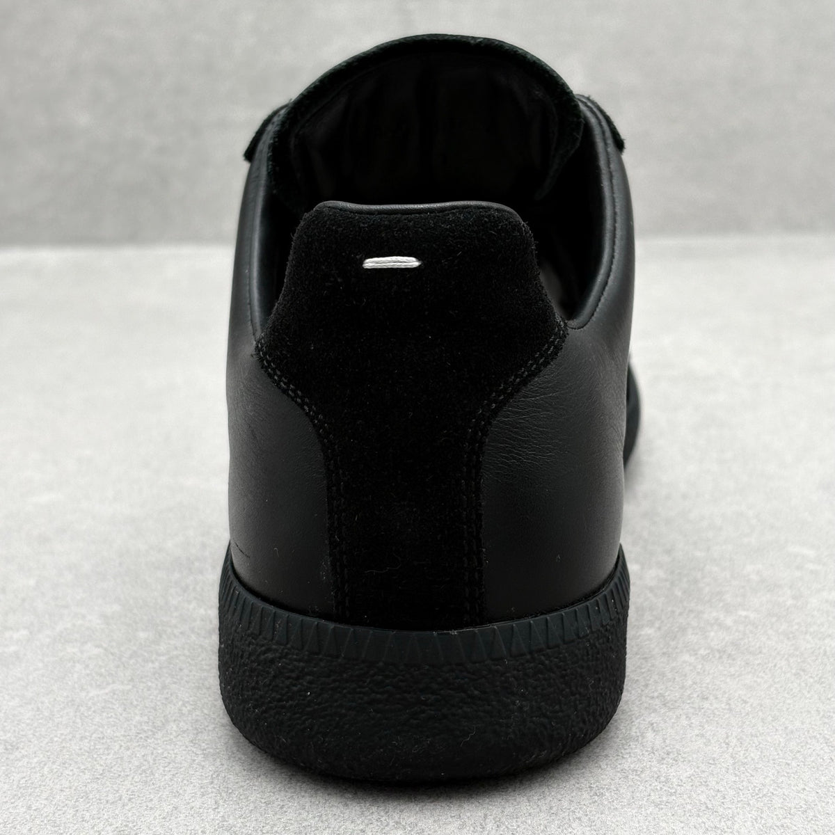 Low Black — photo 9