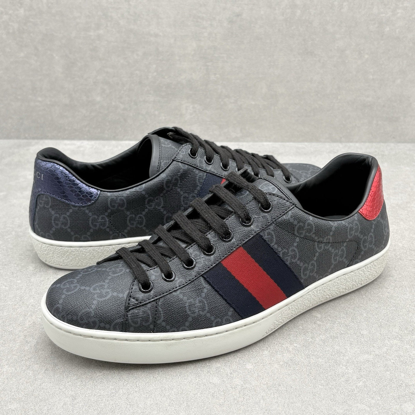 Ace GG Supreme Black Grey