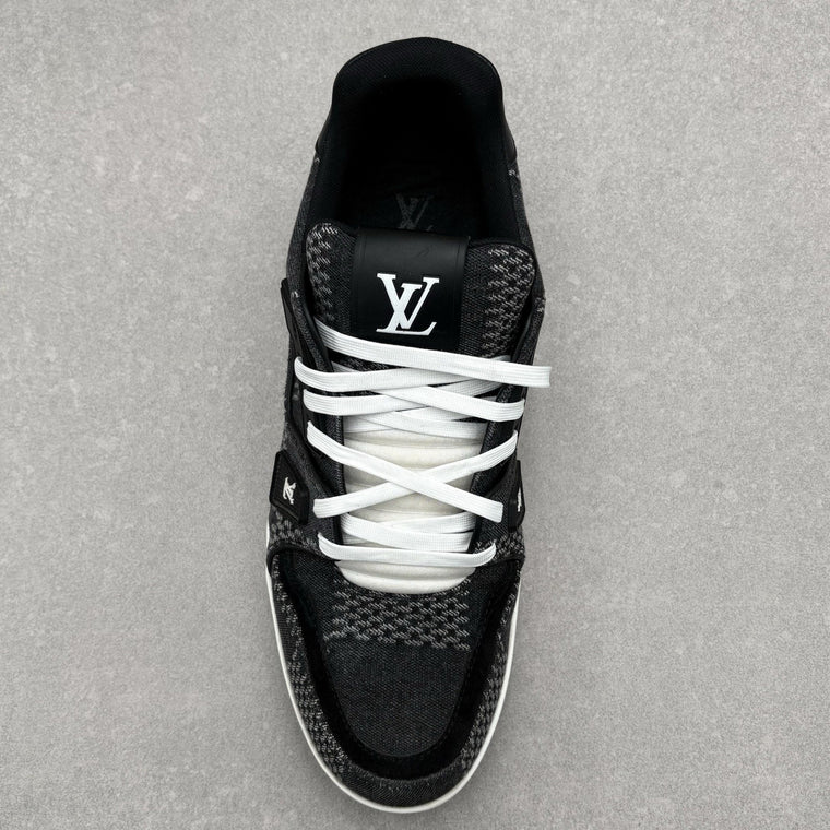 Trainer Black White — photo 5