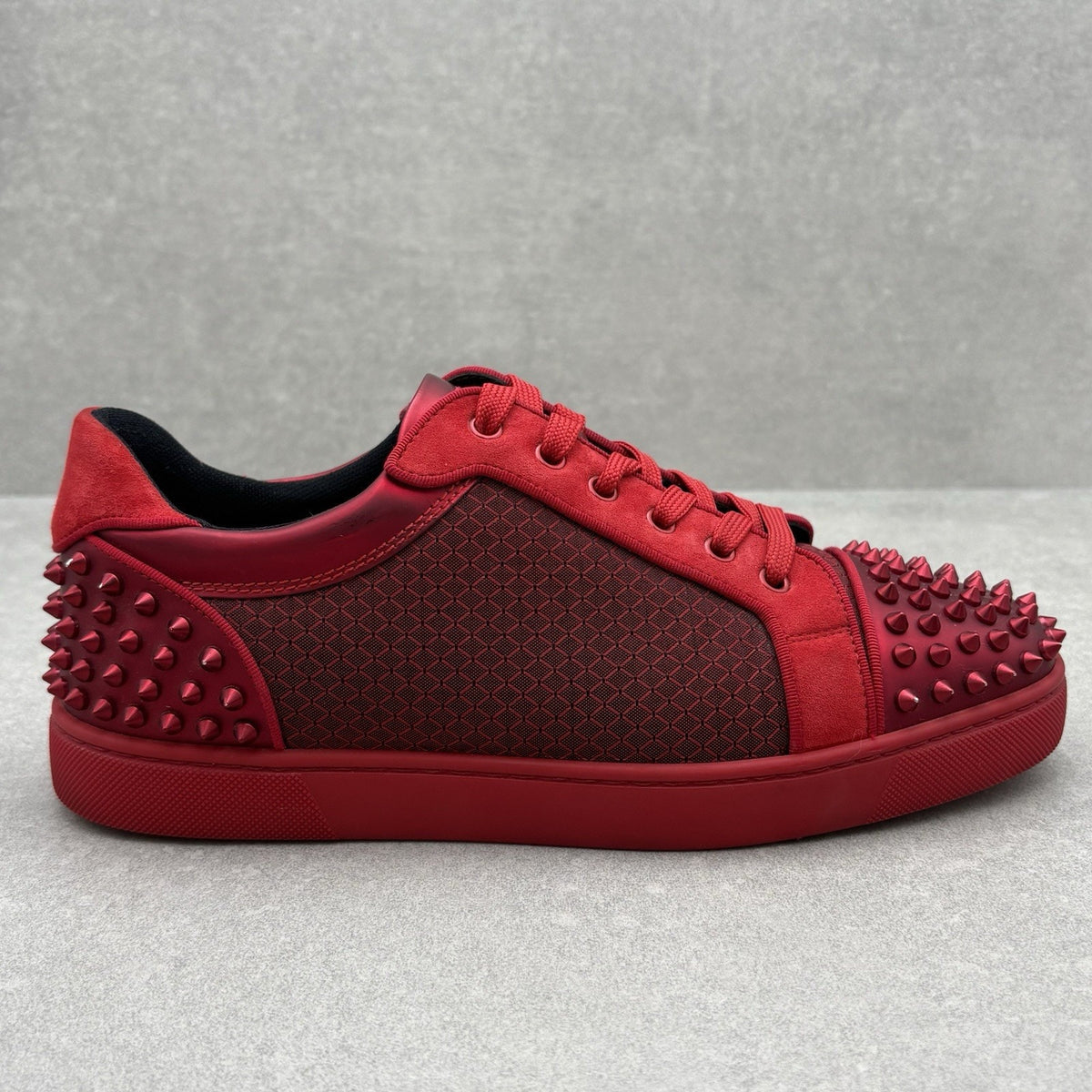 Low Spiked Black Red — photo 2