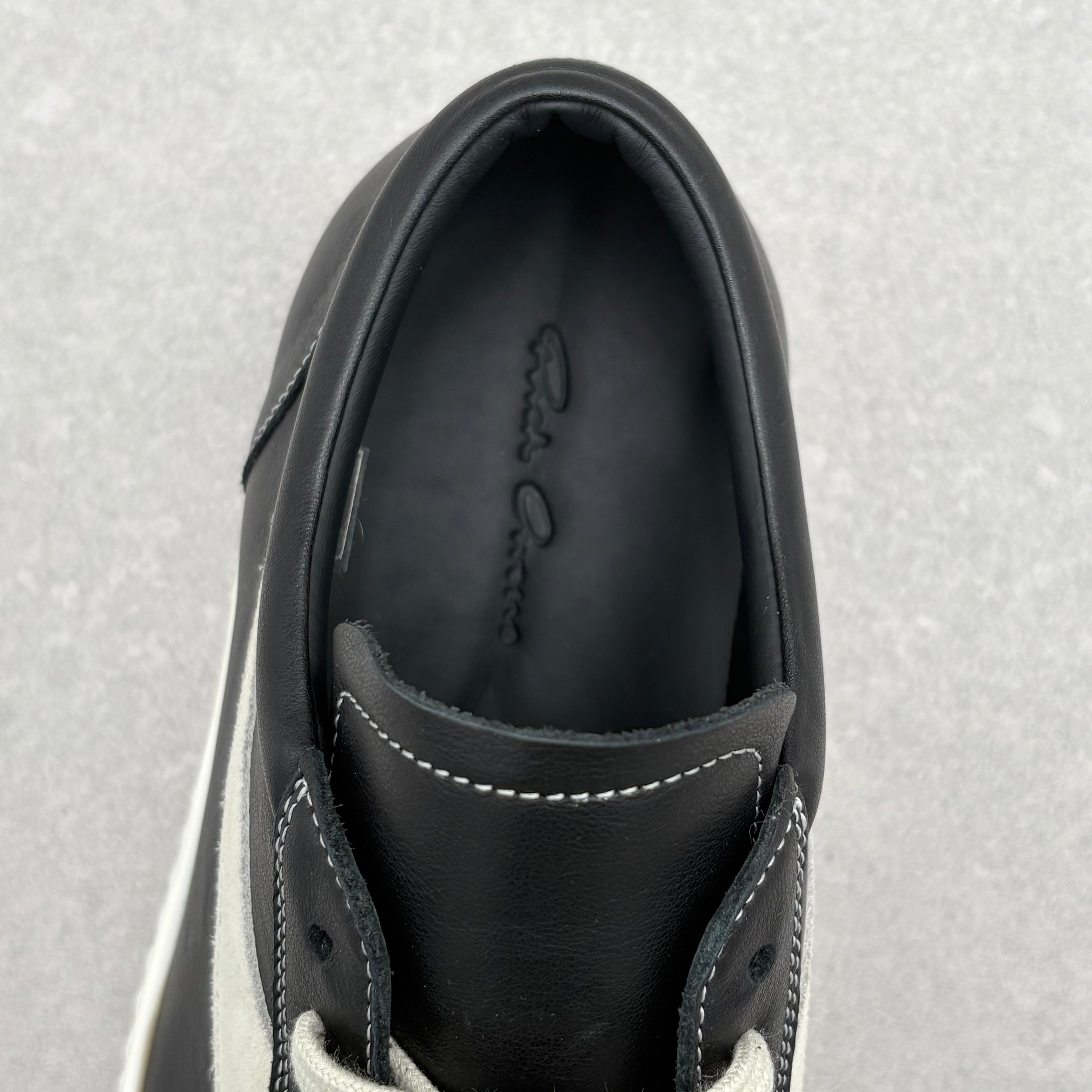 Rick Owens Lido Vintage Sneaker ' Black Milk ' | Size 42 (9 US)