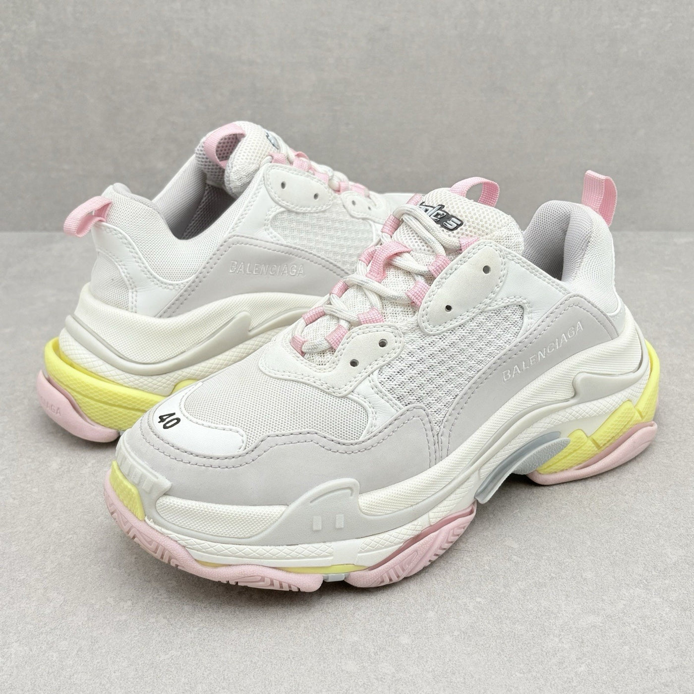 Triple S Sneaker White Pink