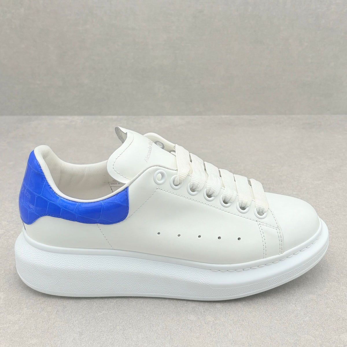 Oversized Sneaker White Ultramarine — photo 2