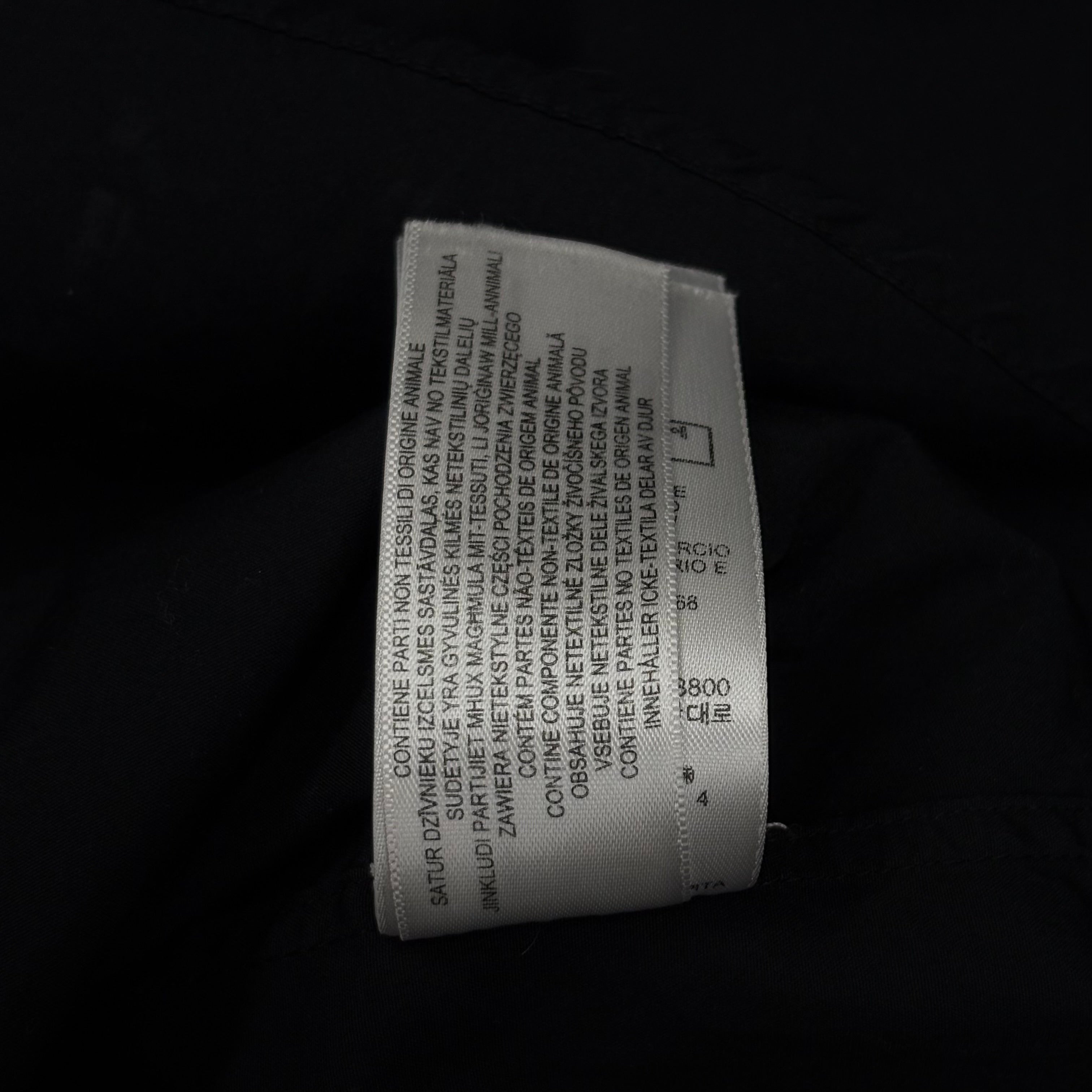 Burberry Button Up ' Black ' | Size Small