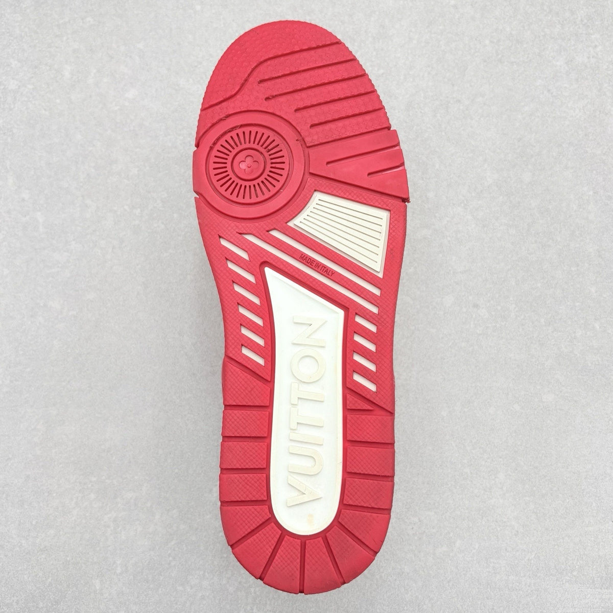 Trainer Red White — photo 13