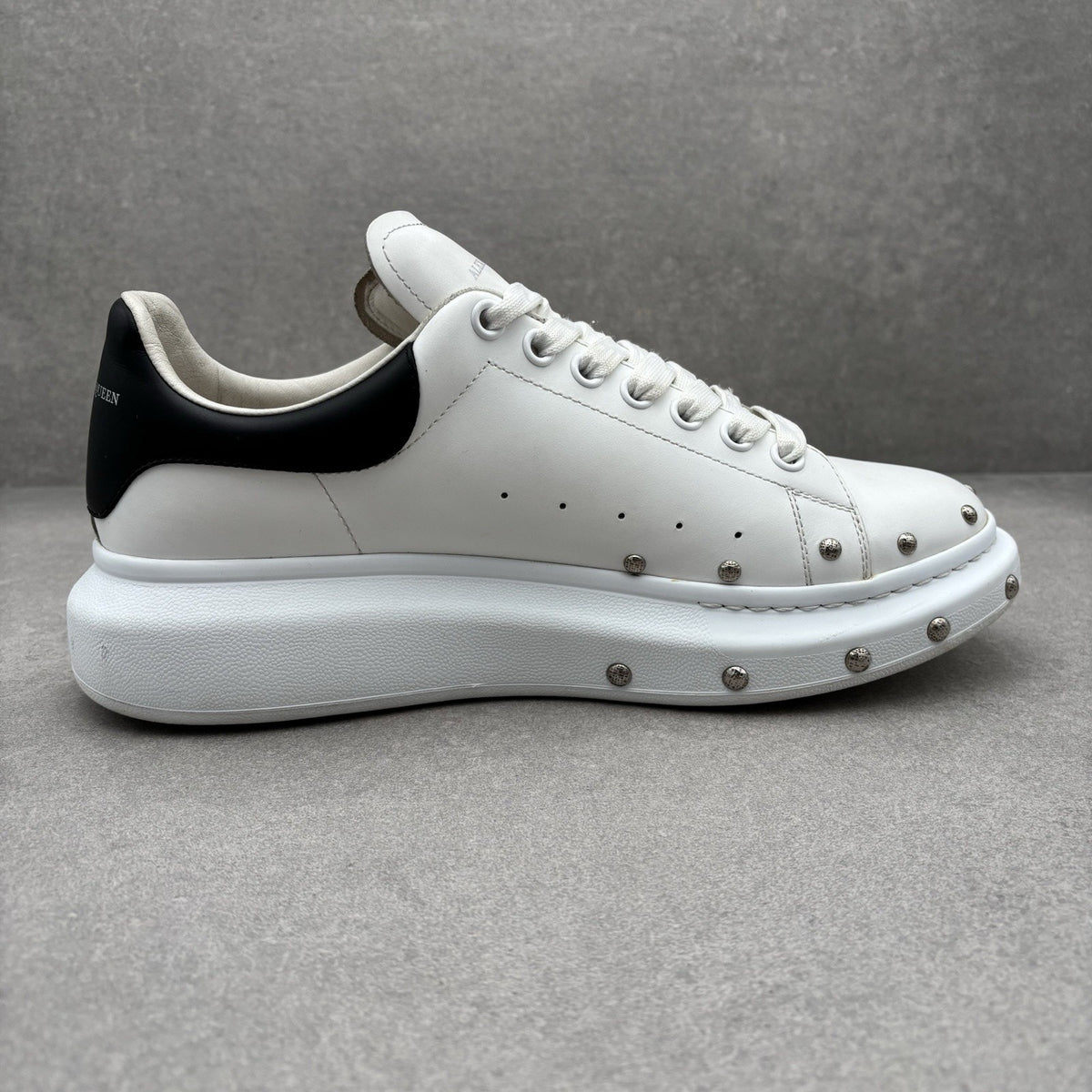 Front Studded White, Black — photo 10