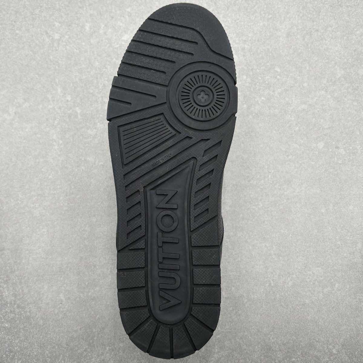 Hardware Calfskin Trainer Black Gold — photo 7