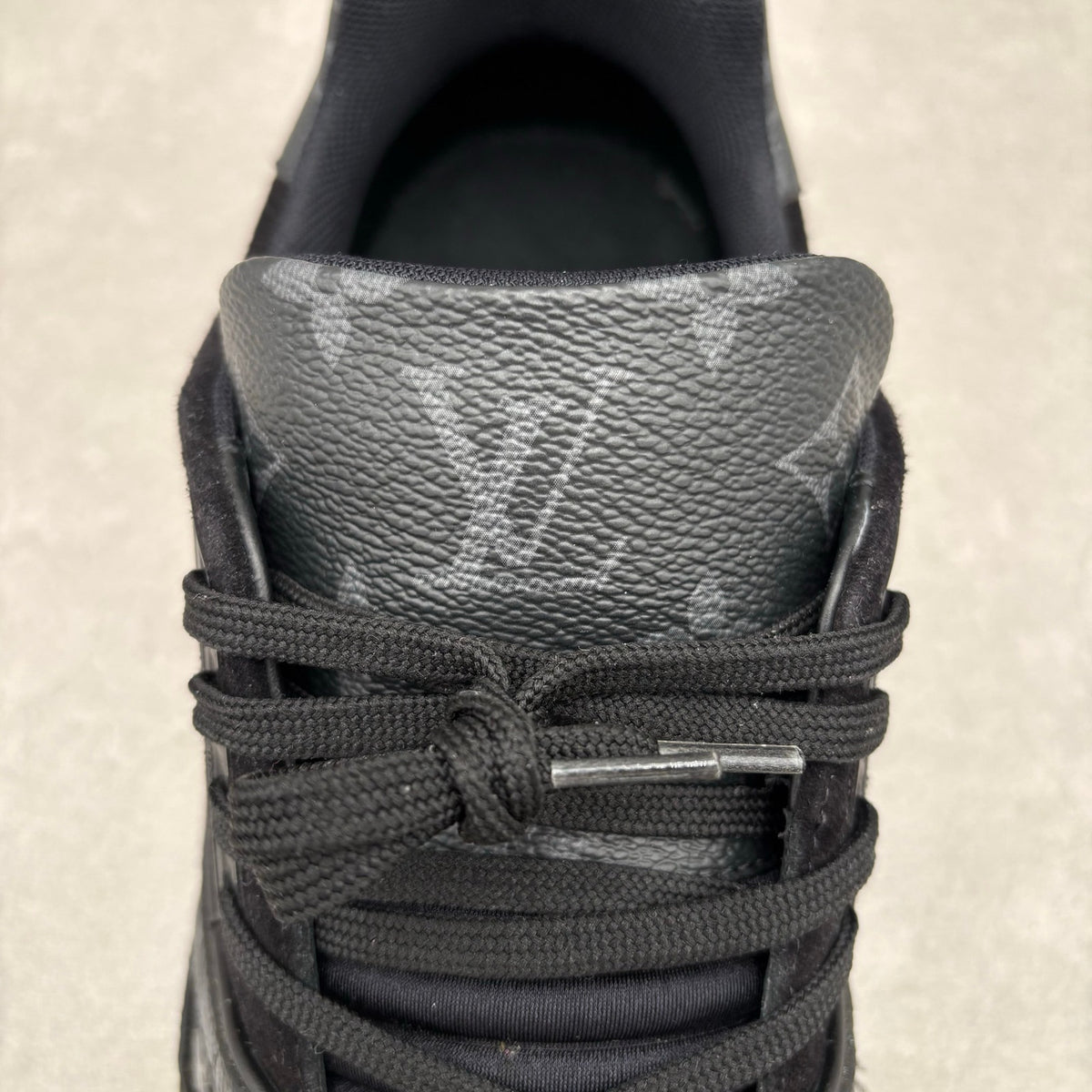 Trainer Black Monogram — photo 6