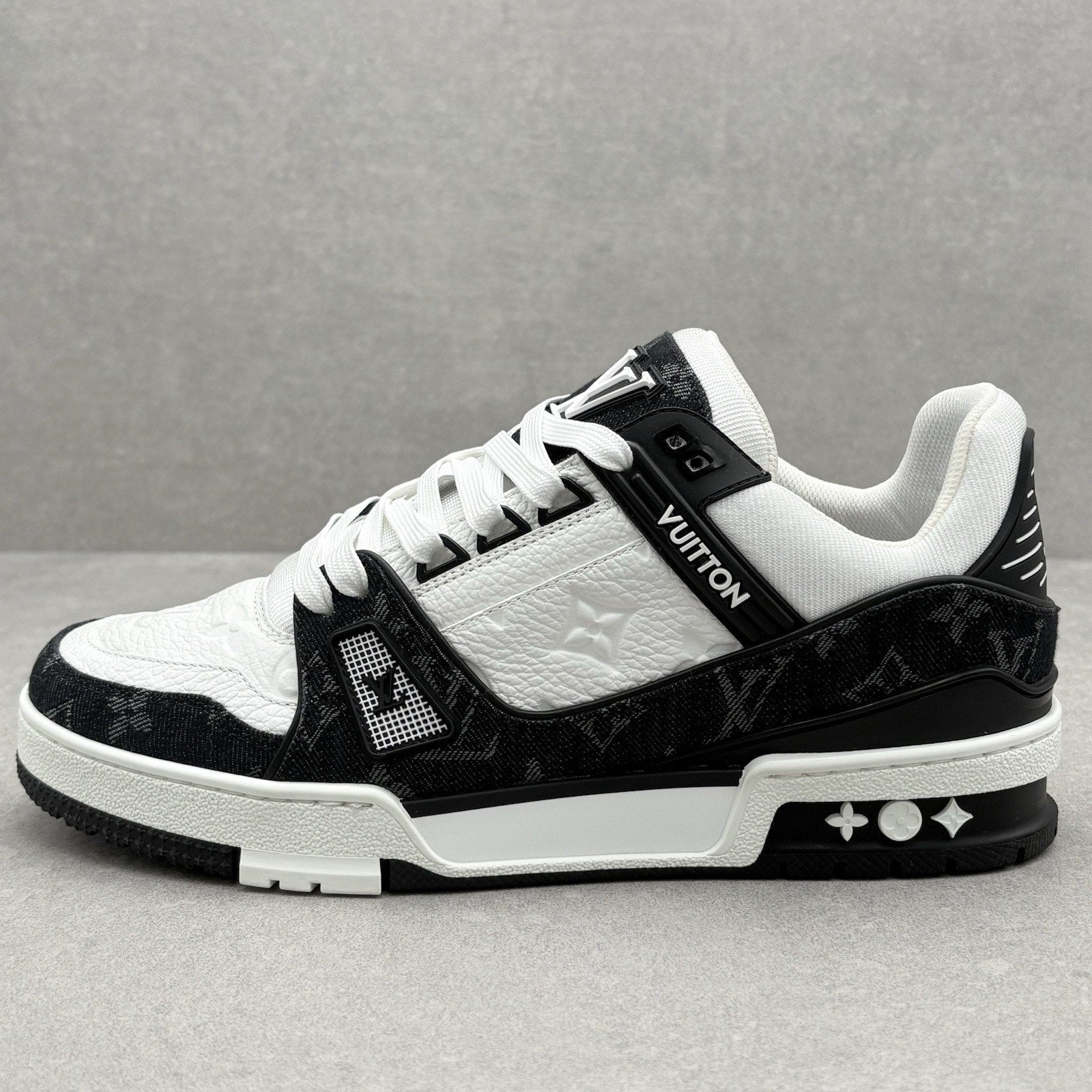 Louis Vuitton Trainer ' White Black ' | Size 6.5 LV (7.5-8 US)