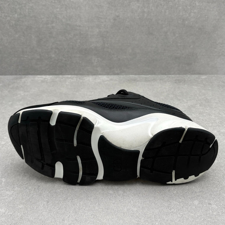B22 Reflective Sneaker Black — photo 6