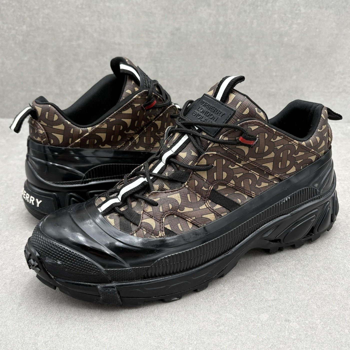 Arthur Low-Top Monogram Print
