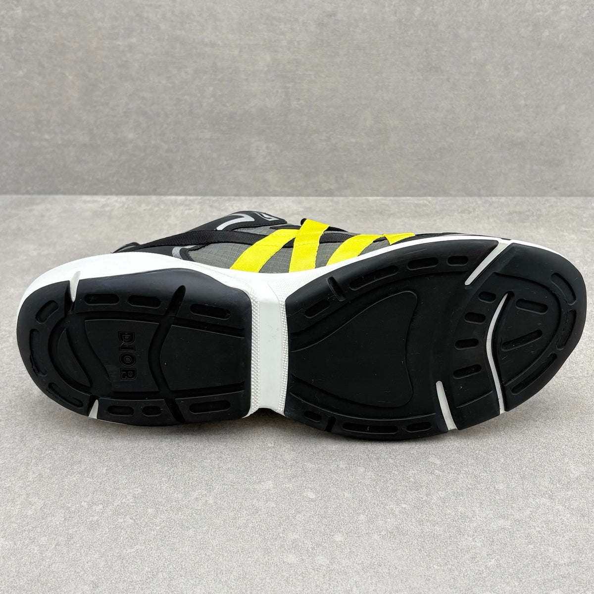 B24 Runtek Sneaker Black Yellow — photo 12