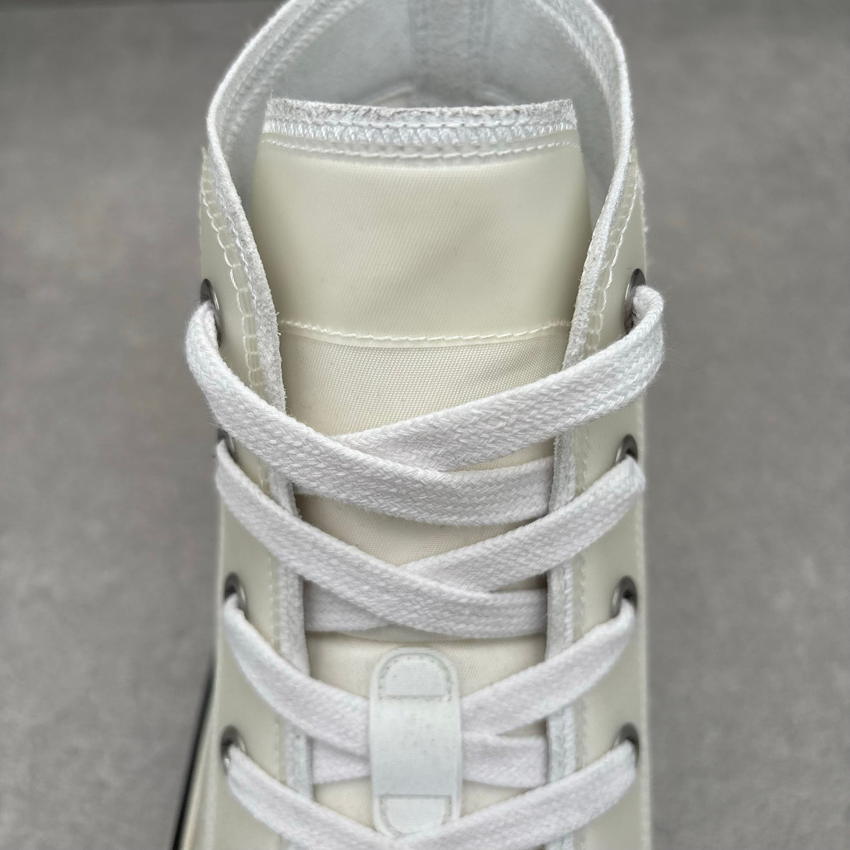 B23 High White — photo 6