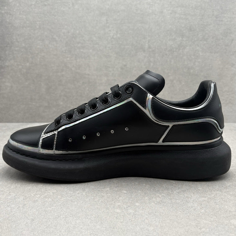 Oversized Sneaker Black Silver Holo — photo 4