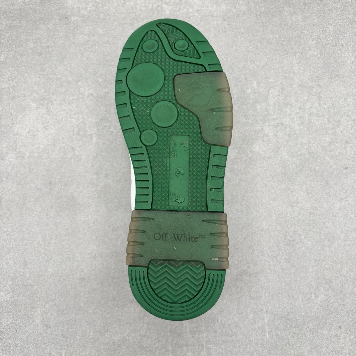 Out of Office Green White — photo 14