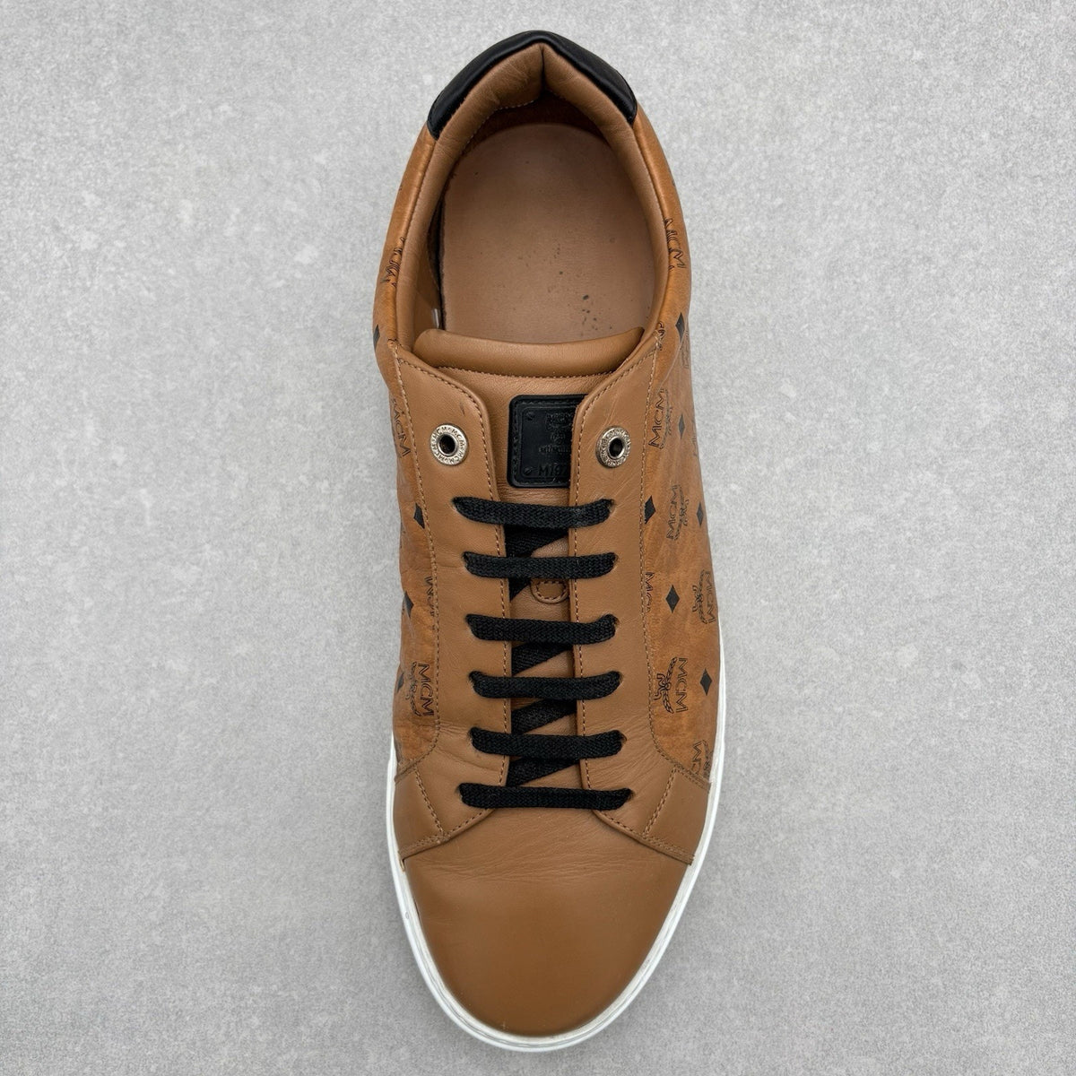 Terrain Monogram Low Top Sneaker — photo 10