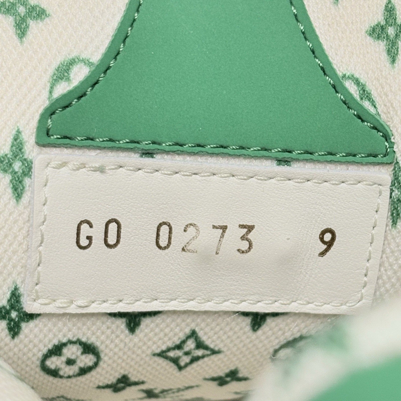 Louis Vuitton Skate ' Green White ' | Size 9 LV (10-10.5 US)