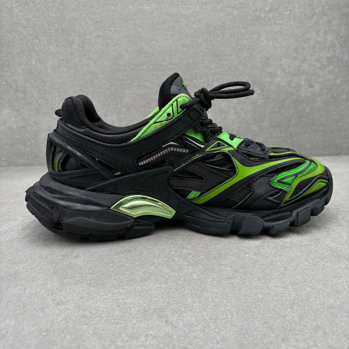 Balenciaga Track 2 Trainer Black Green — photo 10