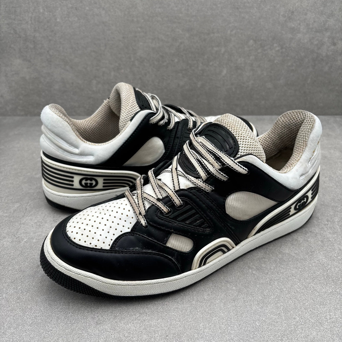 Basket White, Black