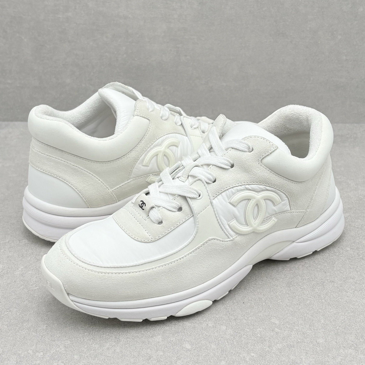 Low Top Trainer White