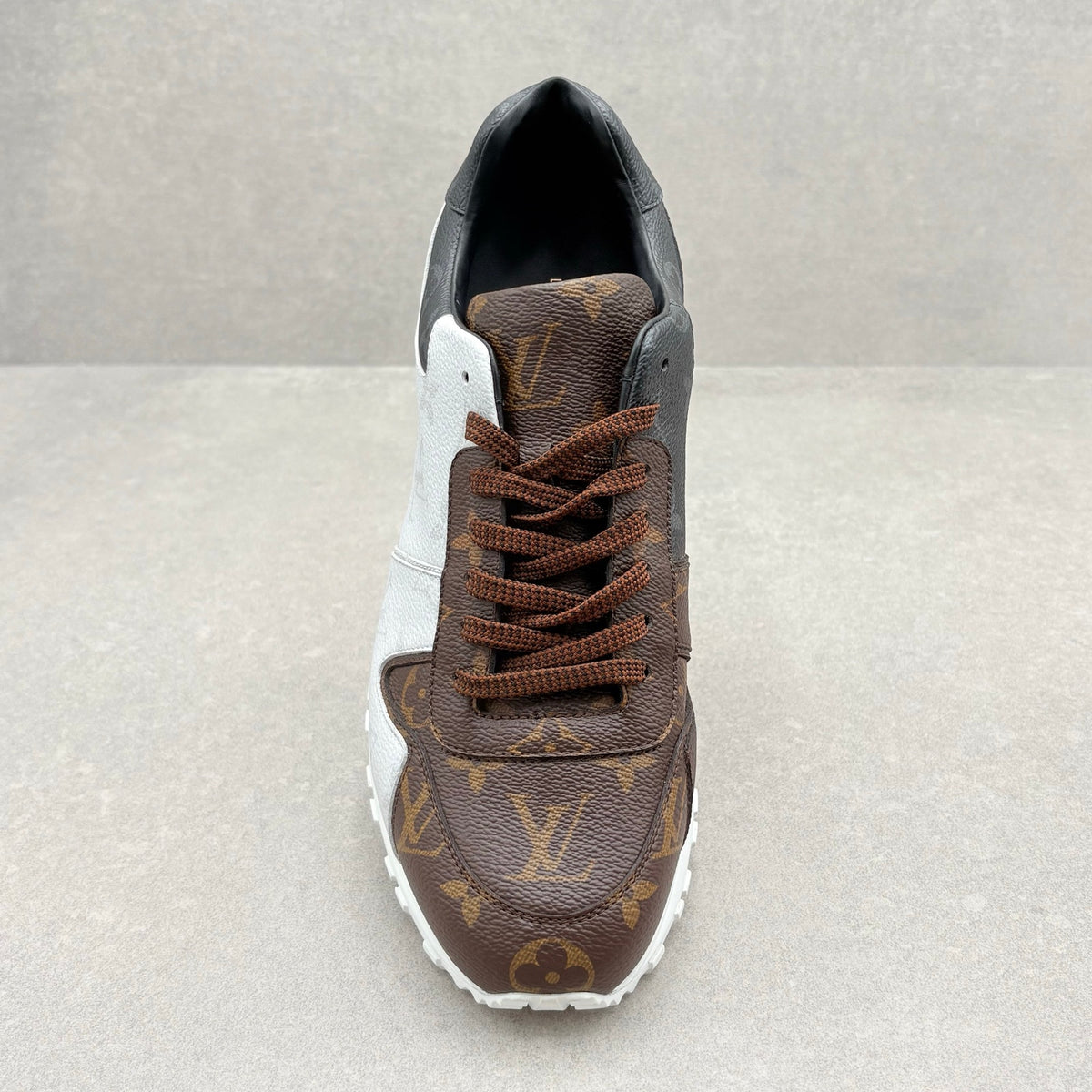 ONLY TRIED ON! Louis Vuitton Tri Color Run Away Low — photo 5