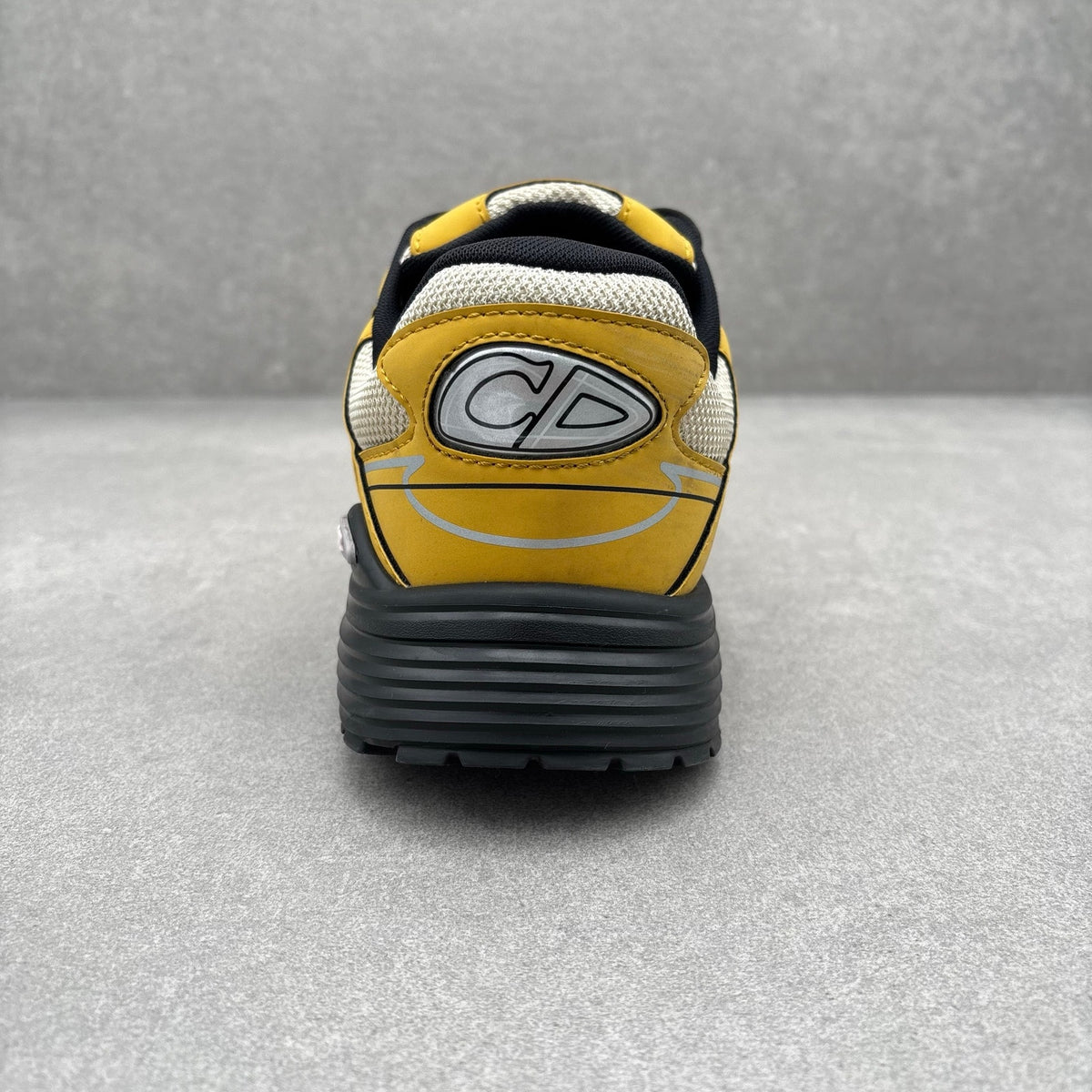 Dior B30 Reflective CD Yellow, black — photo 9