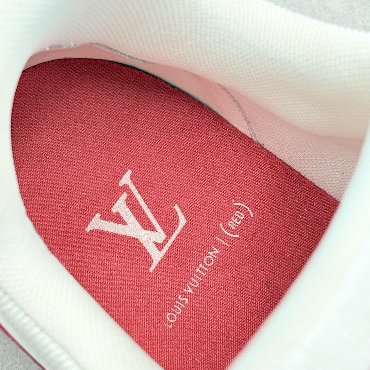 Trainer Red White — photo 12