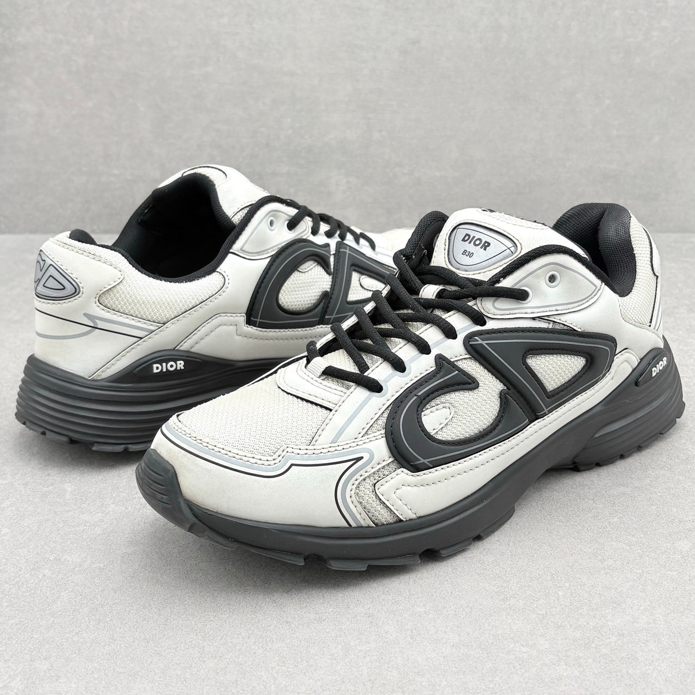 B30 Sneaker White Black