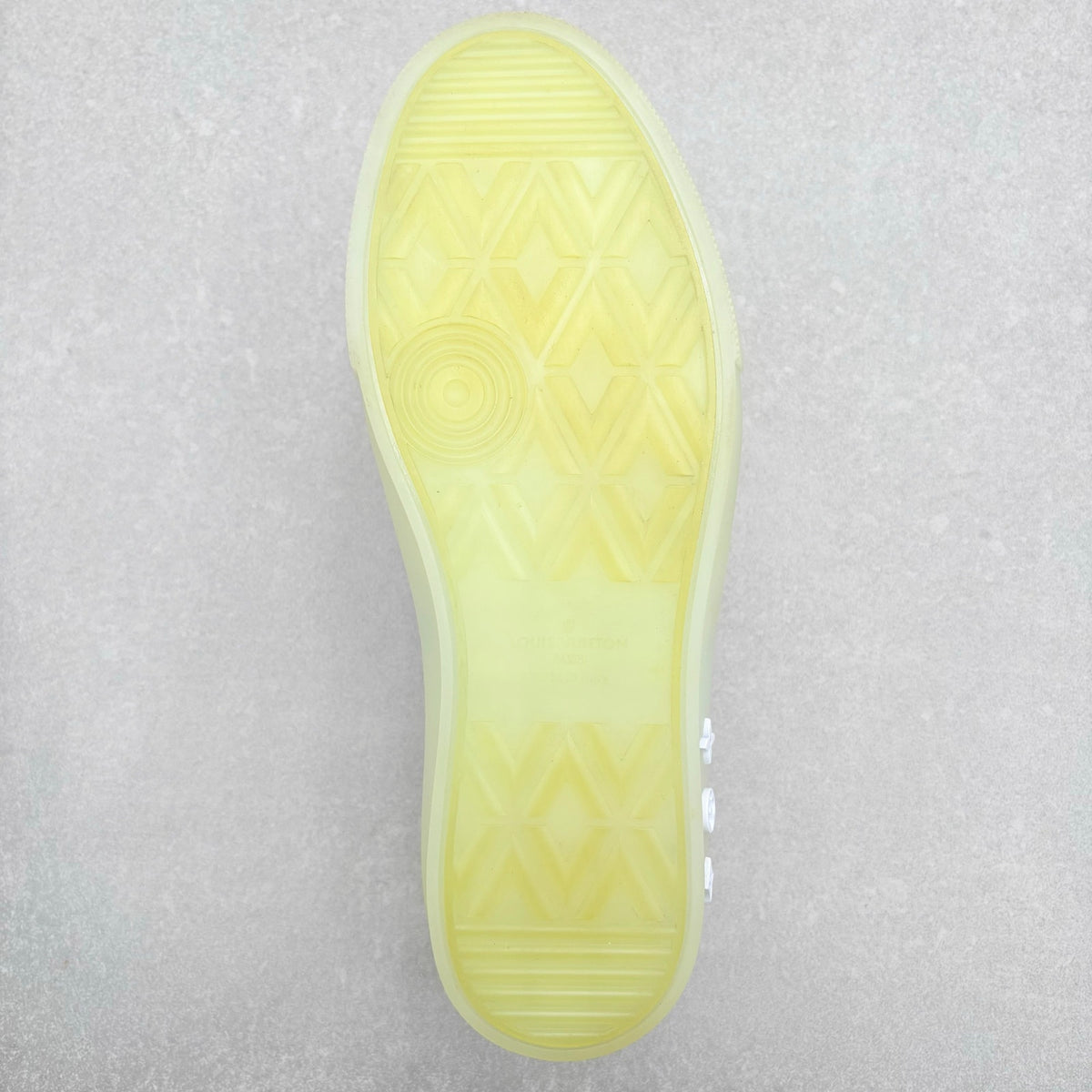 Ollie Rainbow Monogram — photo 12