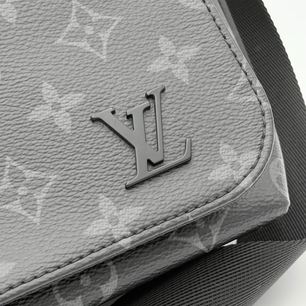 Louis Vuitton District Monogram Eclipse Messenger Bag ' Black ' | SUPER CLEAN!