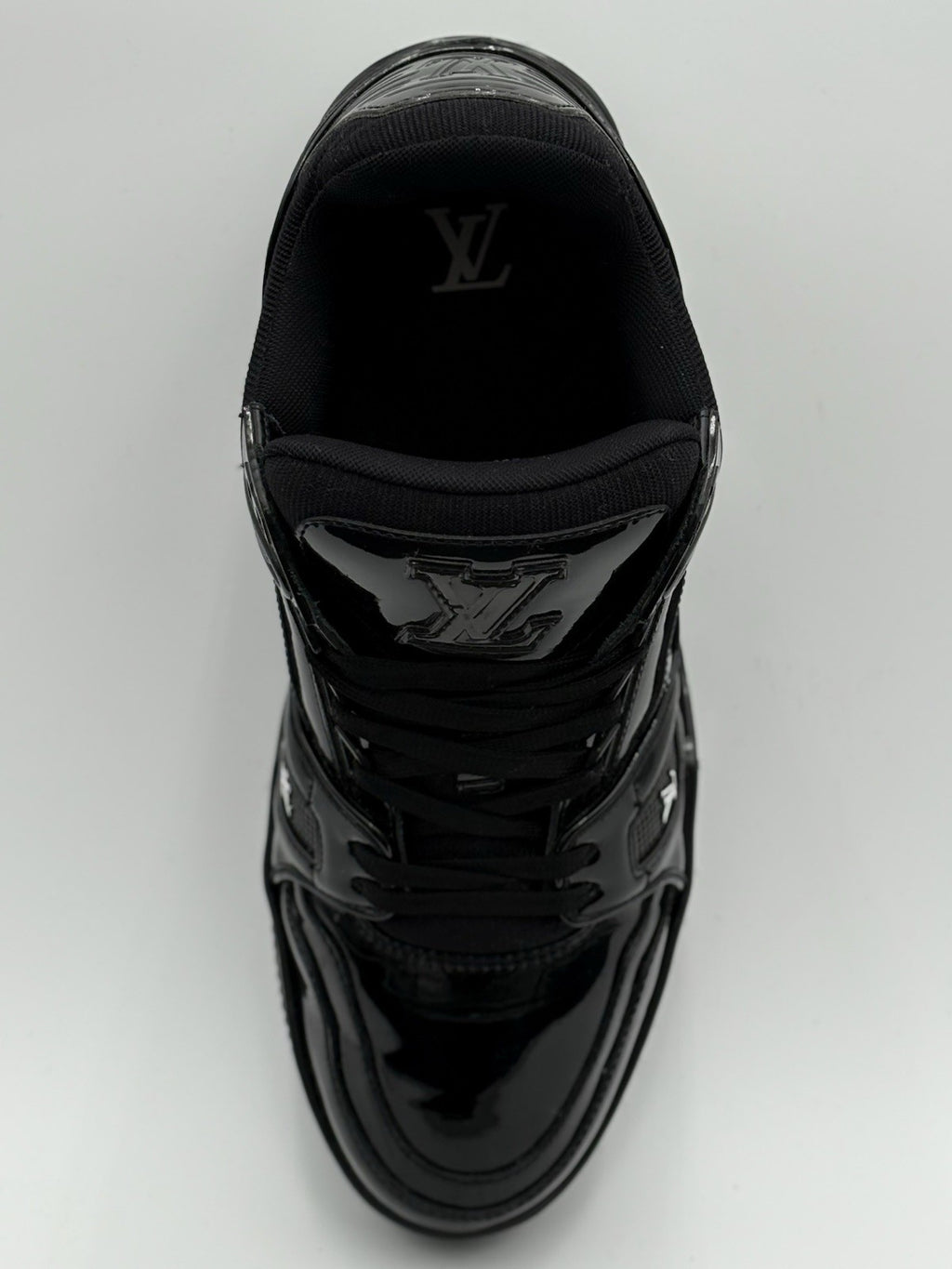 Size 6 LV (7-7.5 US) Louis Vuitton Trainer ' Patent Leather Black ' | GREAT COND