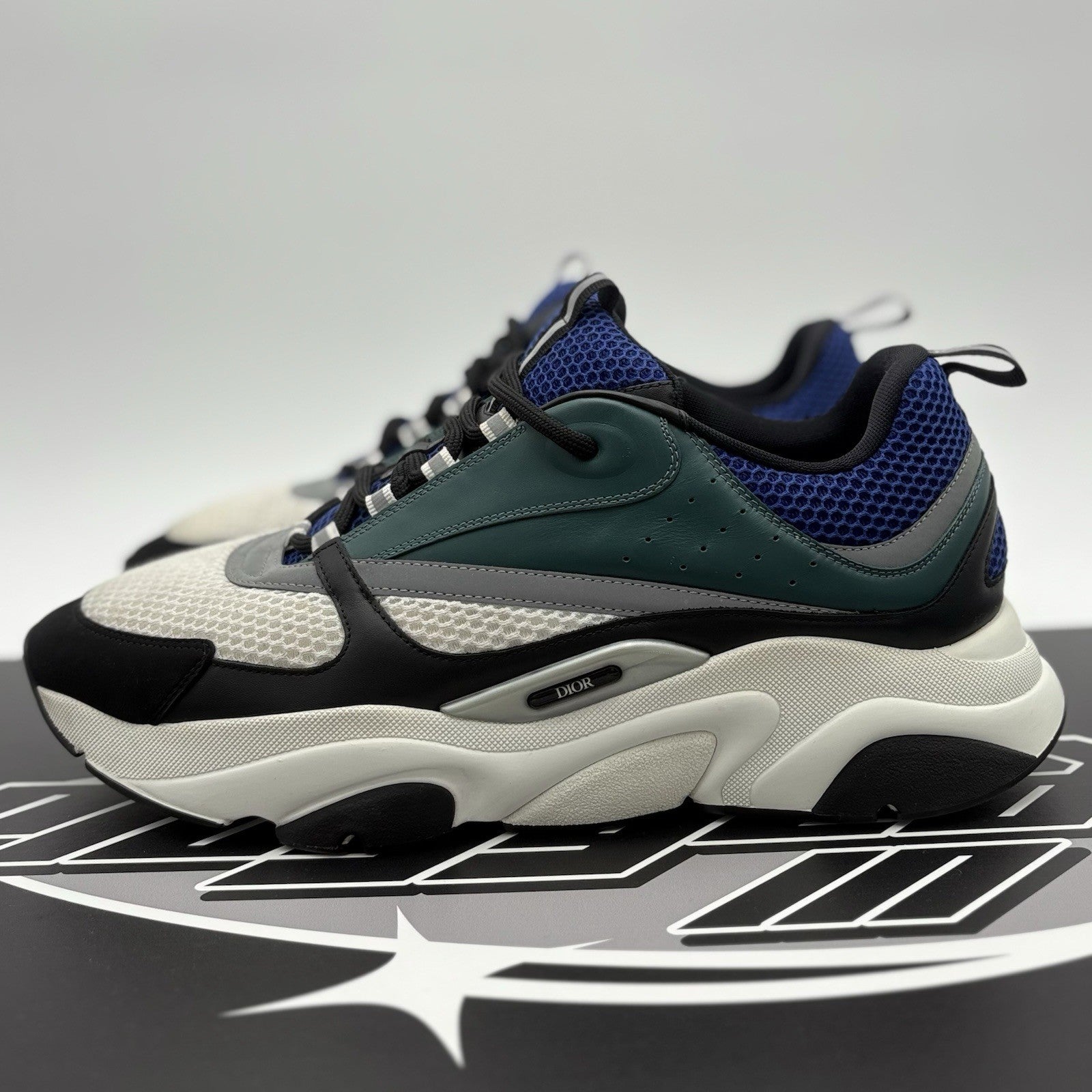 Size 50 (17 US) - Dior B22 Sneaker ' White Deep Green ' | GREAT CONDITION!