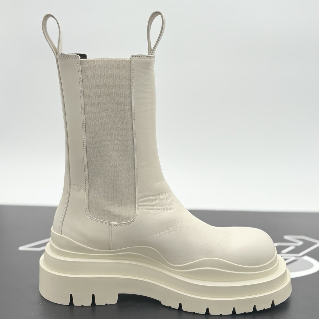 Size 40 (7 US) - Bottega Veneta Tire Boot ' Sea Salt ' | GREAT CONDITION!