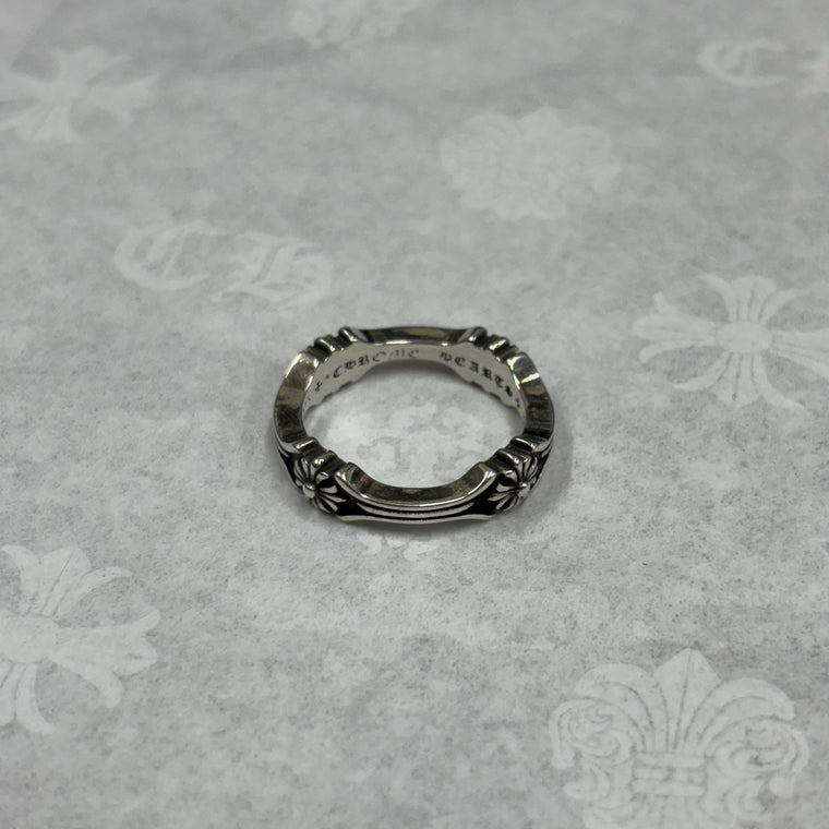 Silver Bone And Cross Ring — photo 2