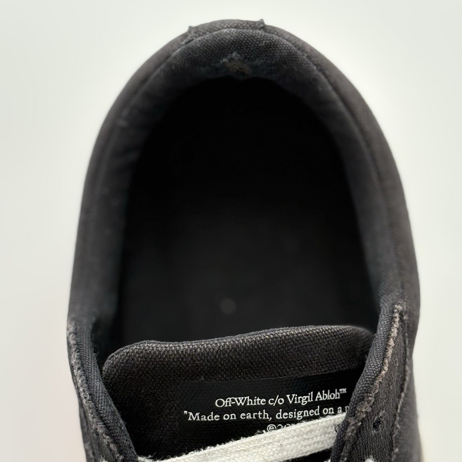 Size 44 (11 US) Off-White Vulc Sneaker ' Black White ' | GOOD CONDITION!
