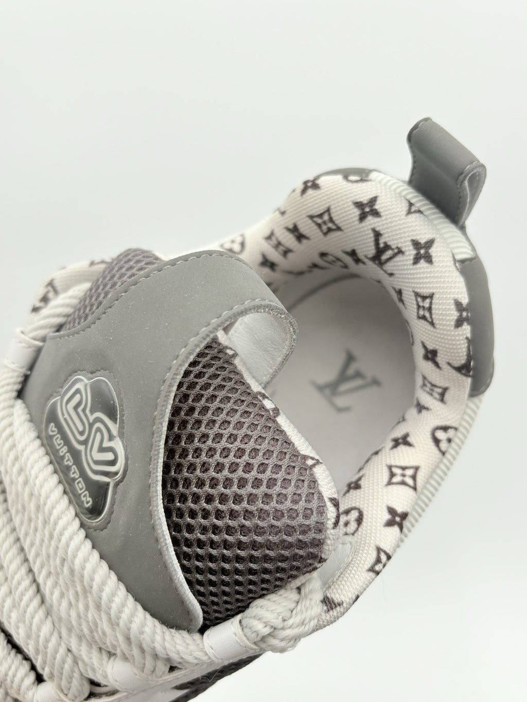 Size 8 LV (9-9.5 US) Louis Vuitton Skate ' Black Grey White ' | SUPER CLEAN!
